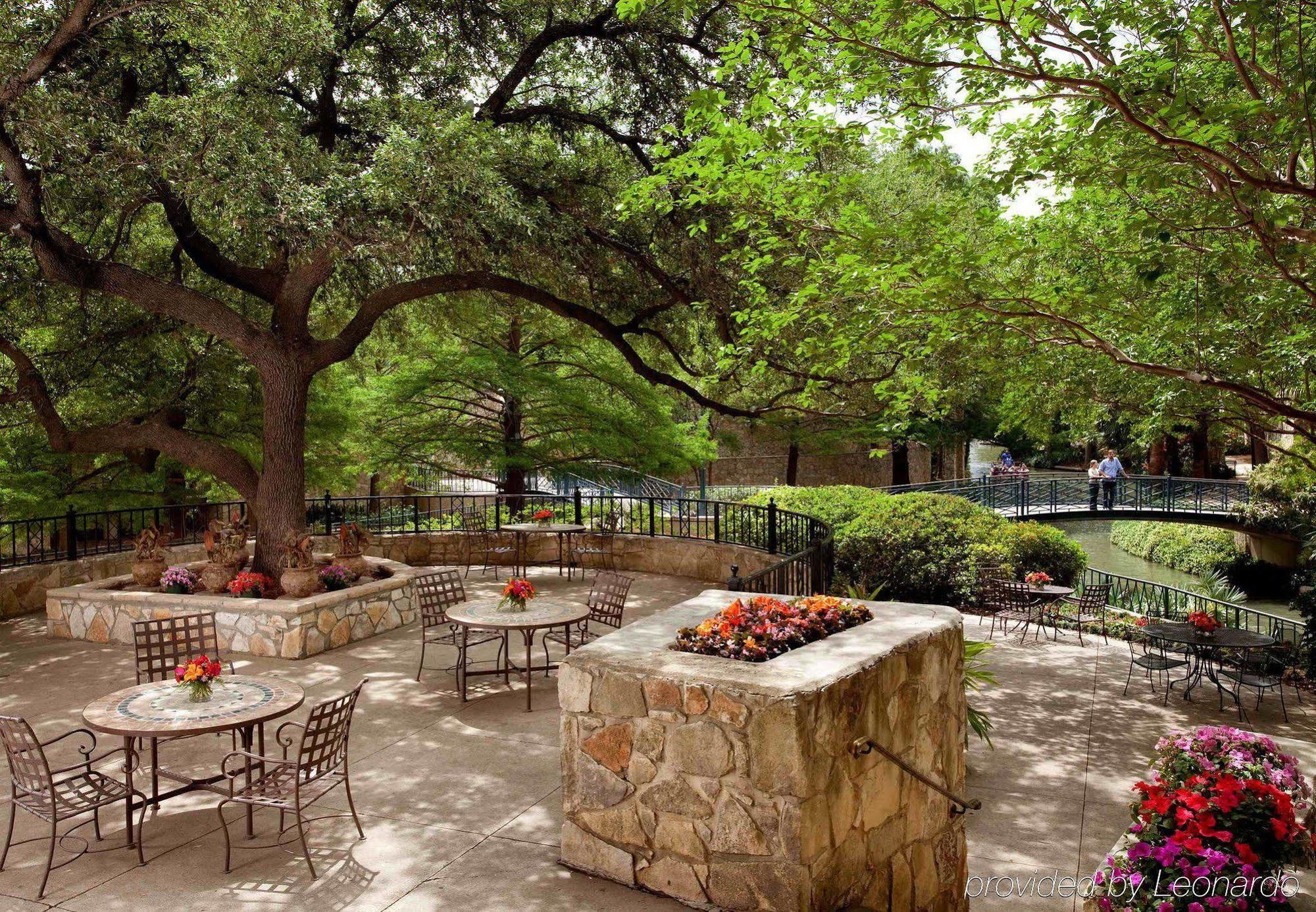 San Antonio Marriott Riverwalk Екстериор снимка
